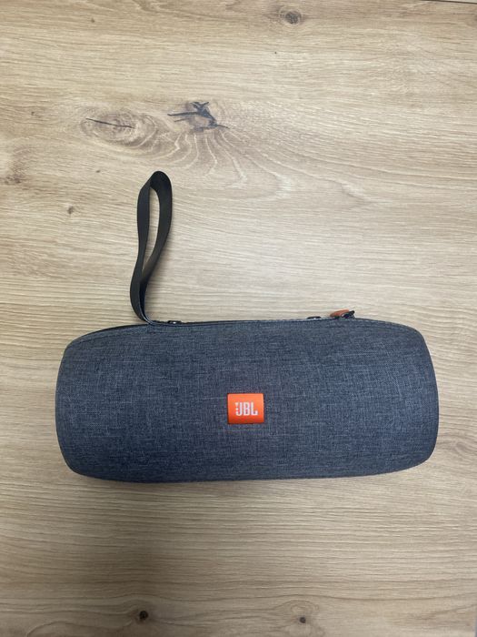 Pokrowiec na jbl charge 3