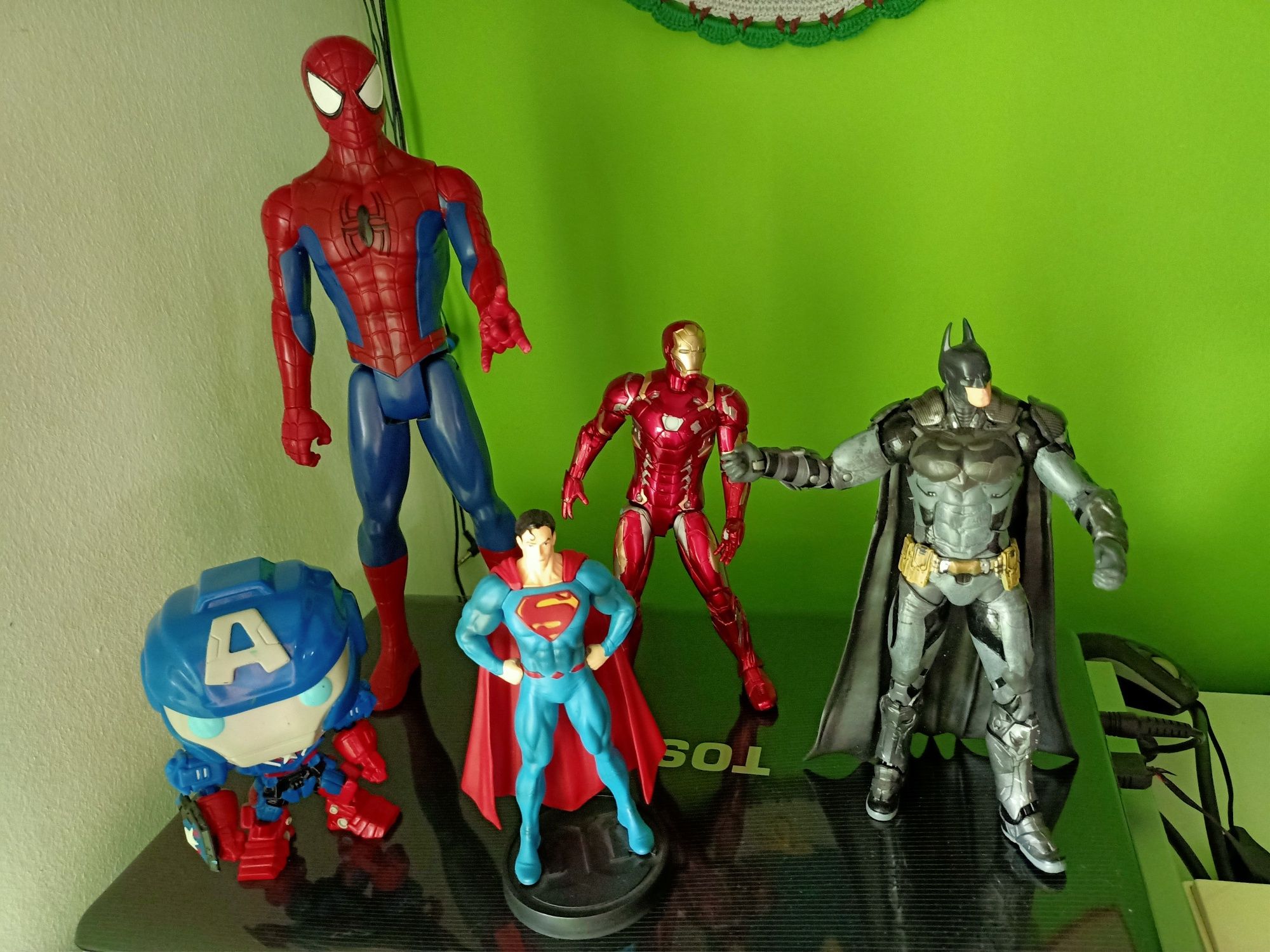 Bebé criança  menino quarto casa boneca brinquedos coleção antiguidade