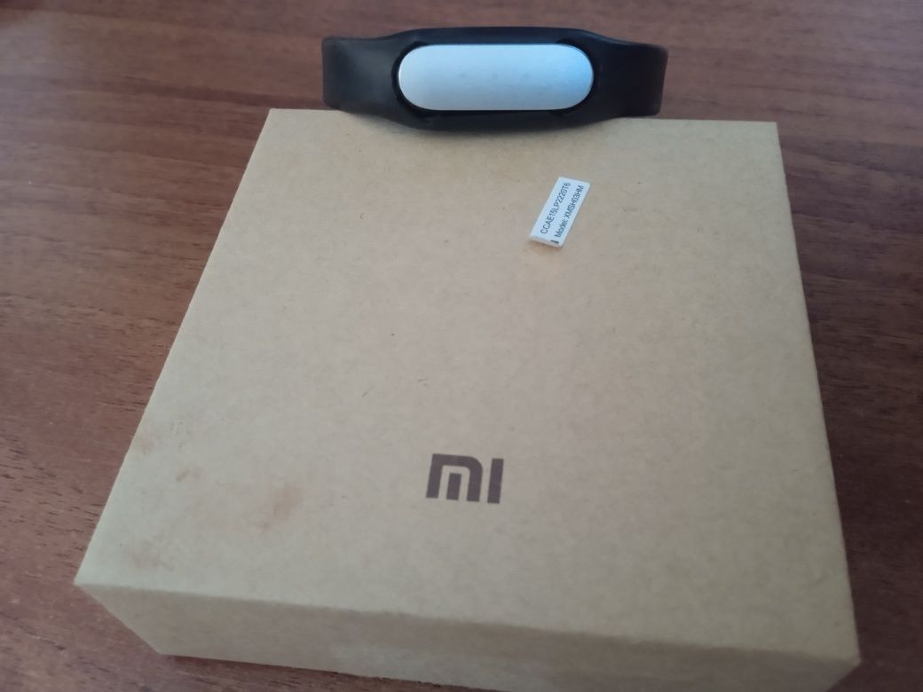 Фітнес-браслет Xiaomi Mi Band Black M1