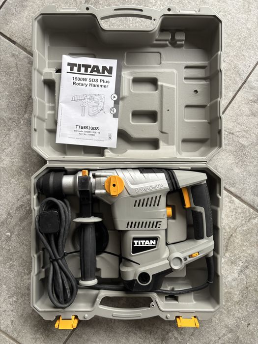 Młotowiertarka młot udarowy Titan TTB653SDS