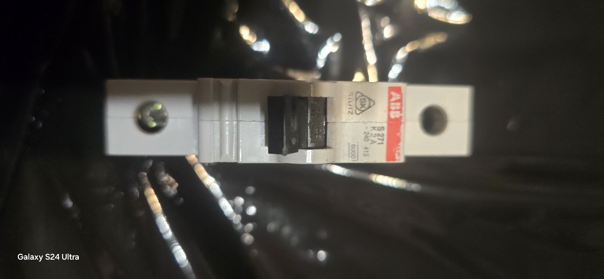 Zestaw Hager bezpieczniki  230 v jak i 400v lampki kontrolne faz