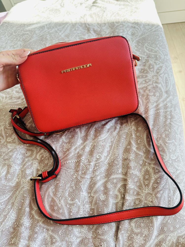 Torebka Prima moda czerwona skôra saffiano metalowy pasek