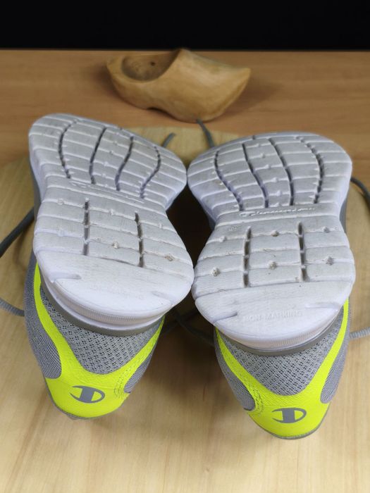 Buty r. 40,5 Champion damskie do biegania