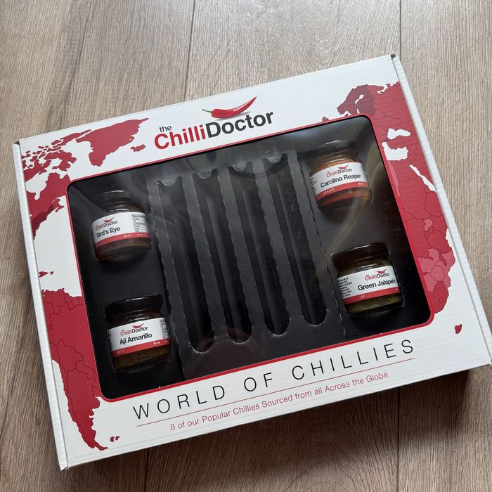 World of Chillies - zestaw chilli z całego świata przyprawy na prezent