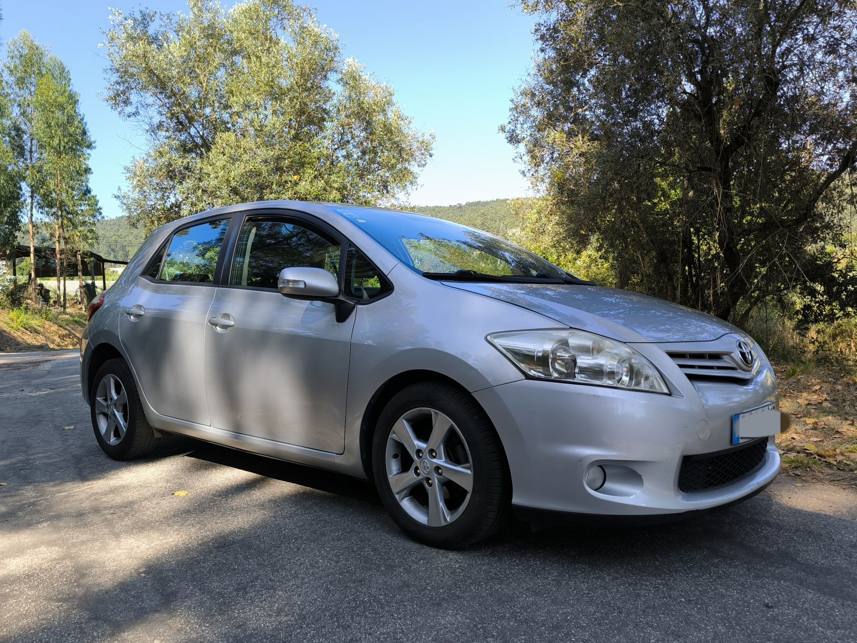 Toyota Auris 1.4 D-4D AC - 2011