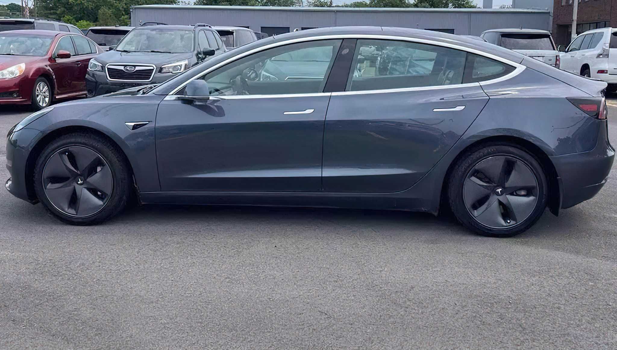 Tesla Model 3 Standard Range 2020
