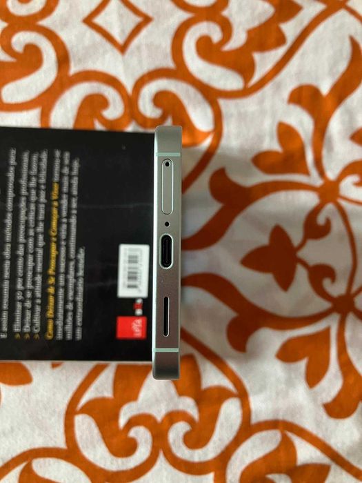 Samsung Galaxy S25 128GB rigorosamente novo e na garantia