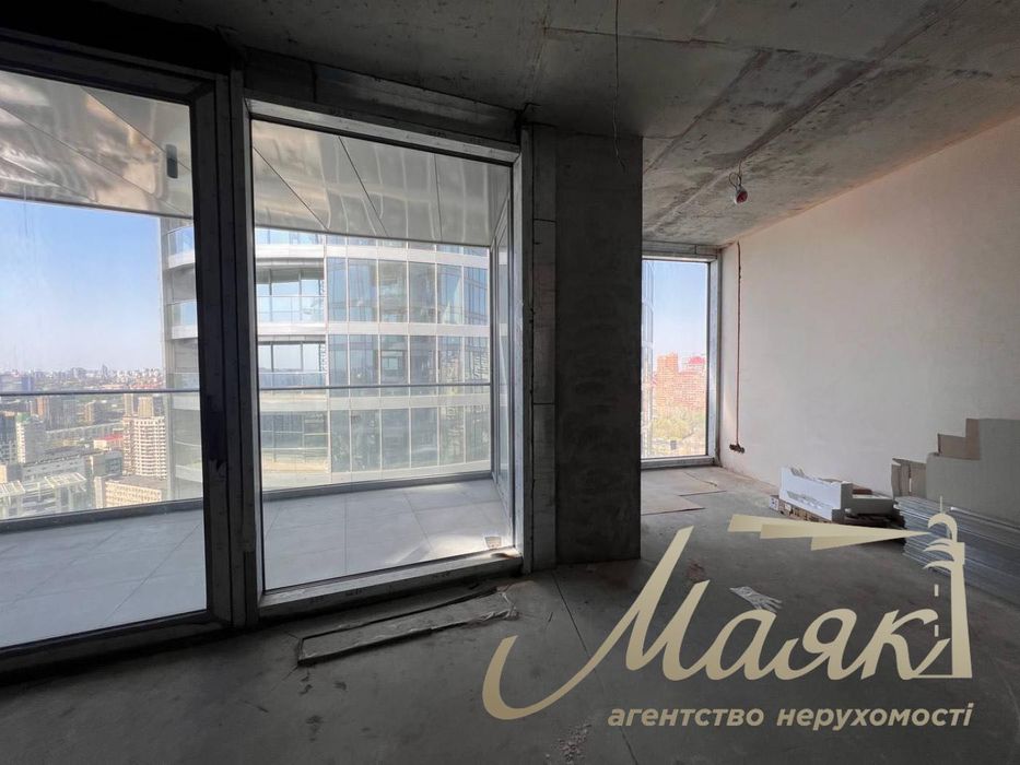 Продажа видовой 1-ой комнатной квартиры, 63 м3 в ЖК Taryan Towers