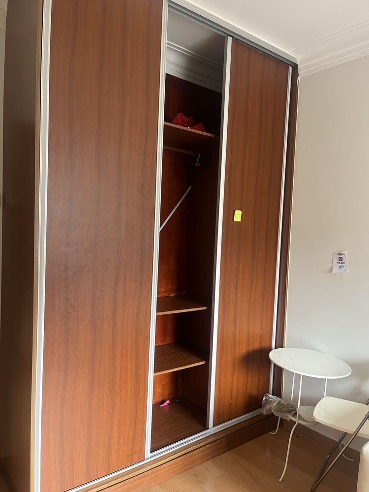 QUARTO GRANDE  P/ CASAL  QUE TRABALHEM