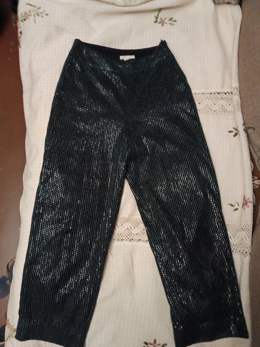 Брюки на девочку H&M с пайетками р.34