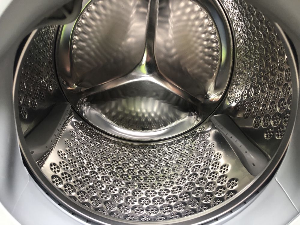 Пральна машина Electrolux PerfectCare800 Італія