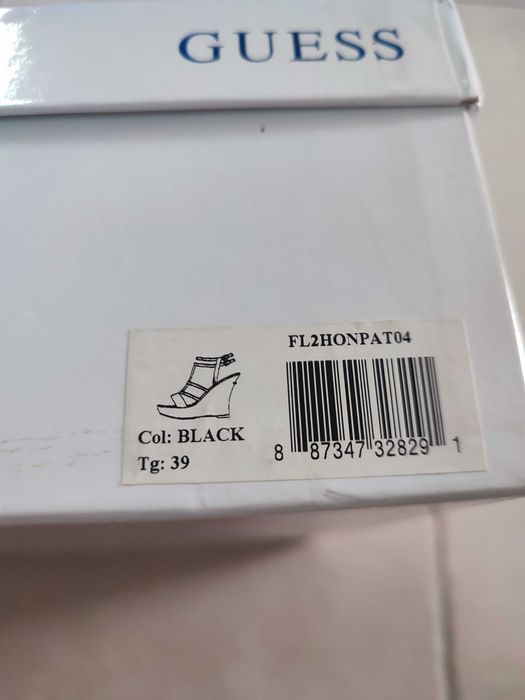 Sandálias Guess-novas