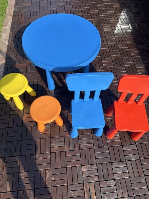 IKEA MAMMUT stół i krzesła