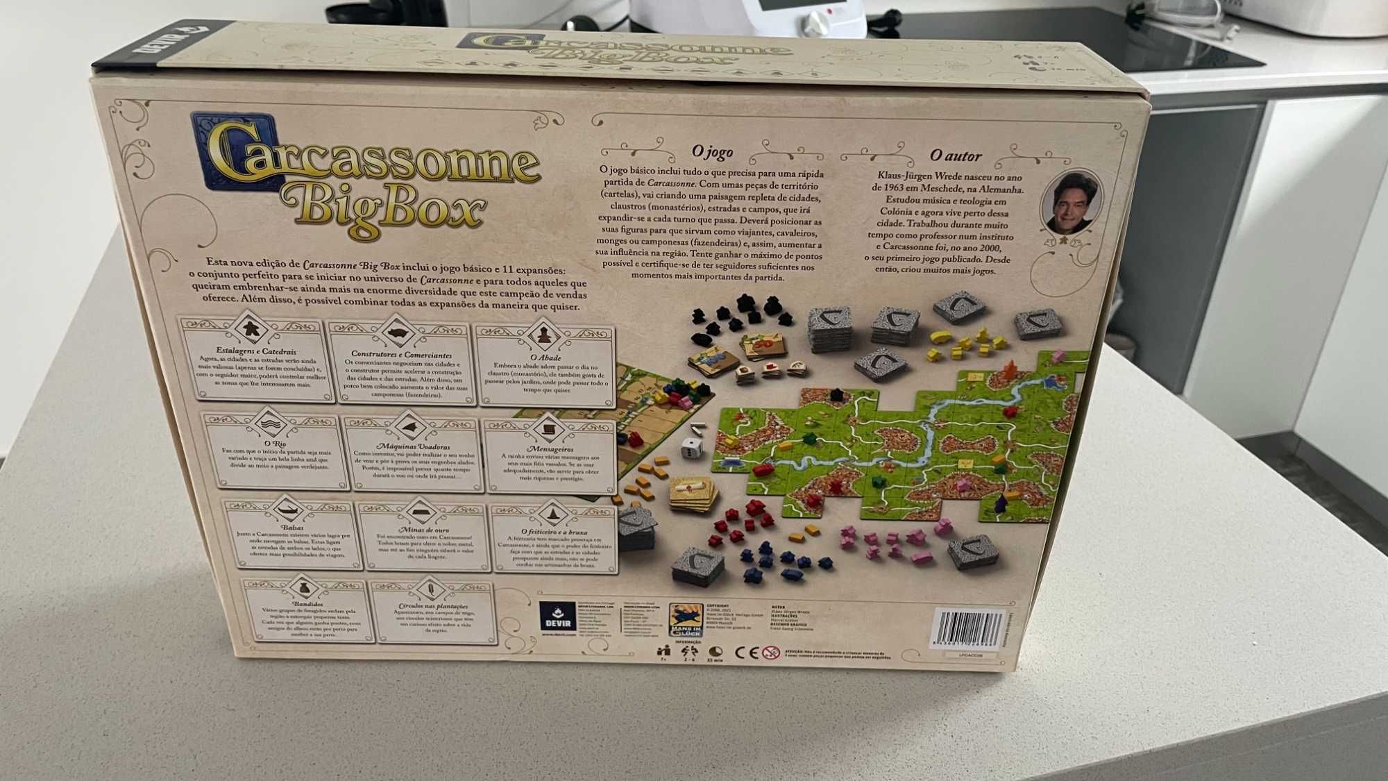 Carcassonne Big Box 7 e Expansão Colinas e Ovelhas