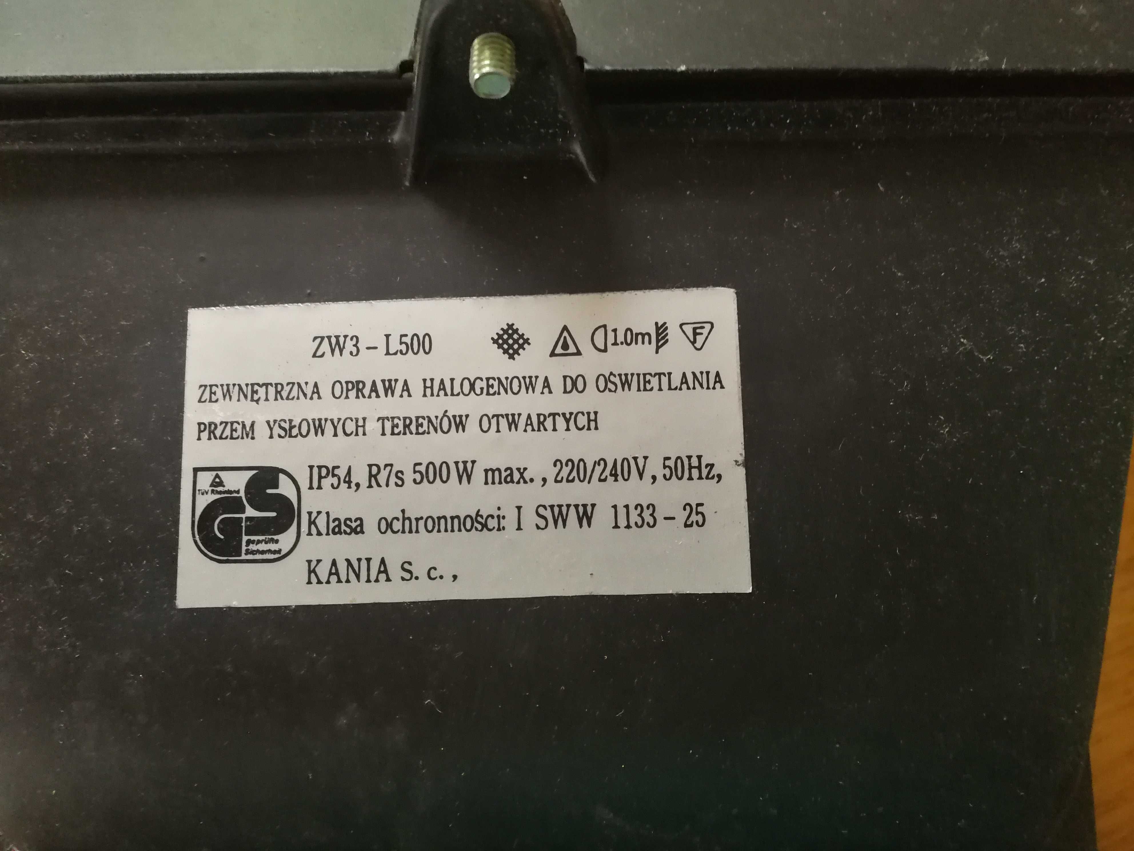 Lampa halogenowa 500 W.