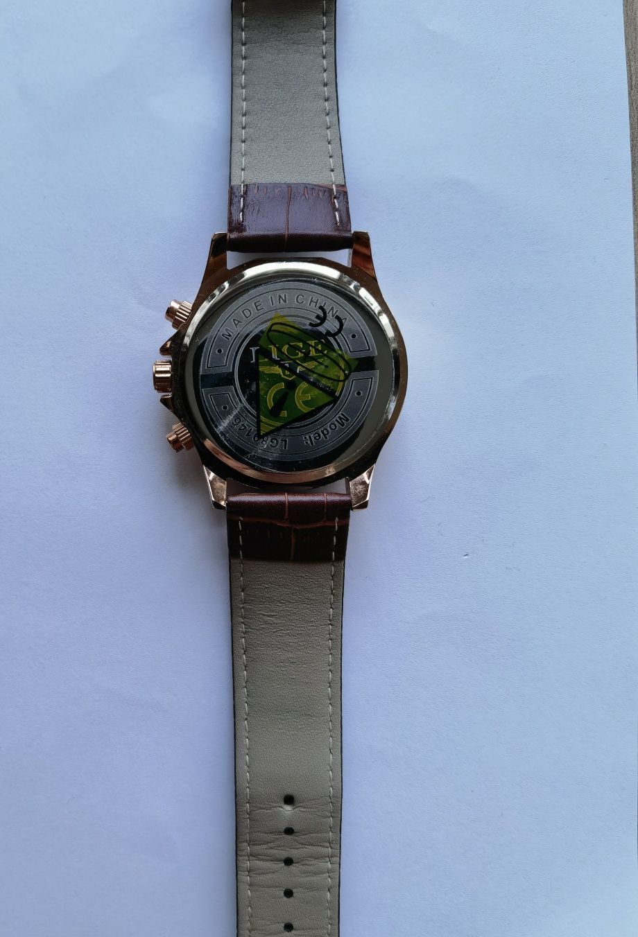 Zegarek męski z chronografem/stoperem.