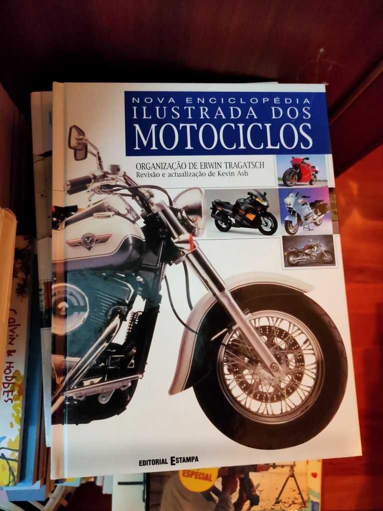 Livros variados técnicos