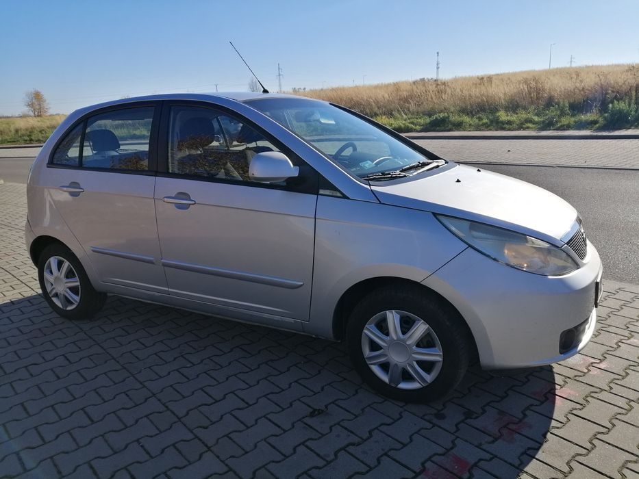 Tata Indica Vista 1.4 Safire 2010 rok