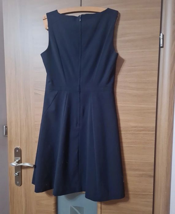 Elegancka sukienka midi