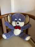 Peluche rato cinza