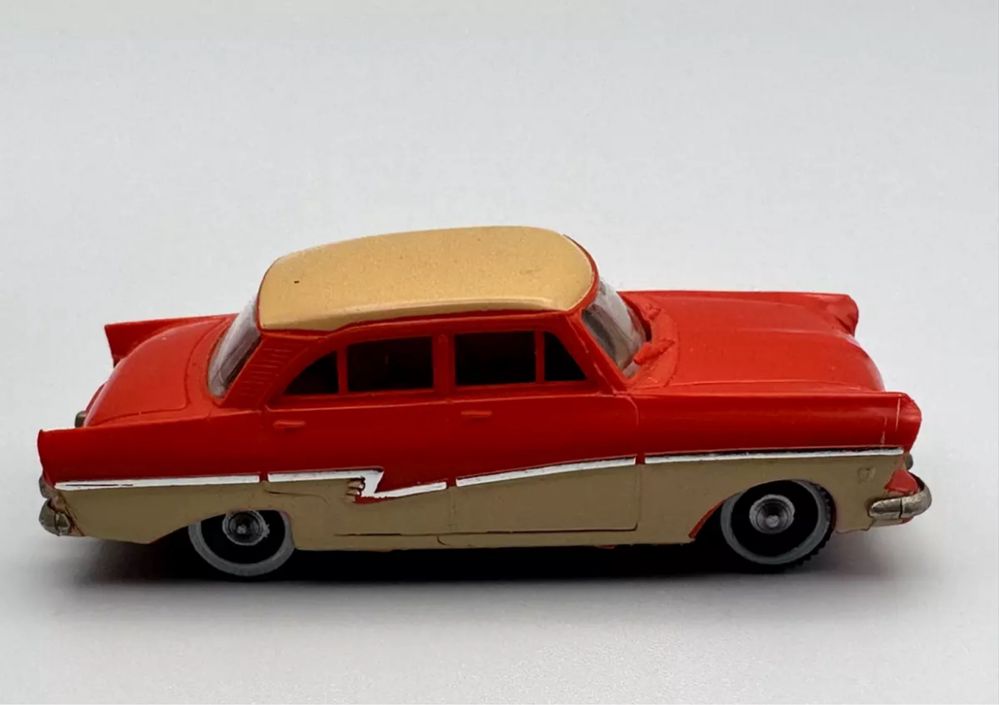 Ford Taunus 17M Brekina