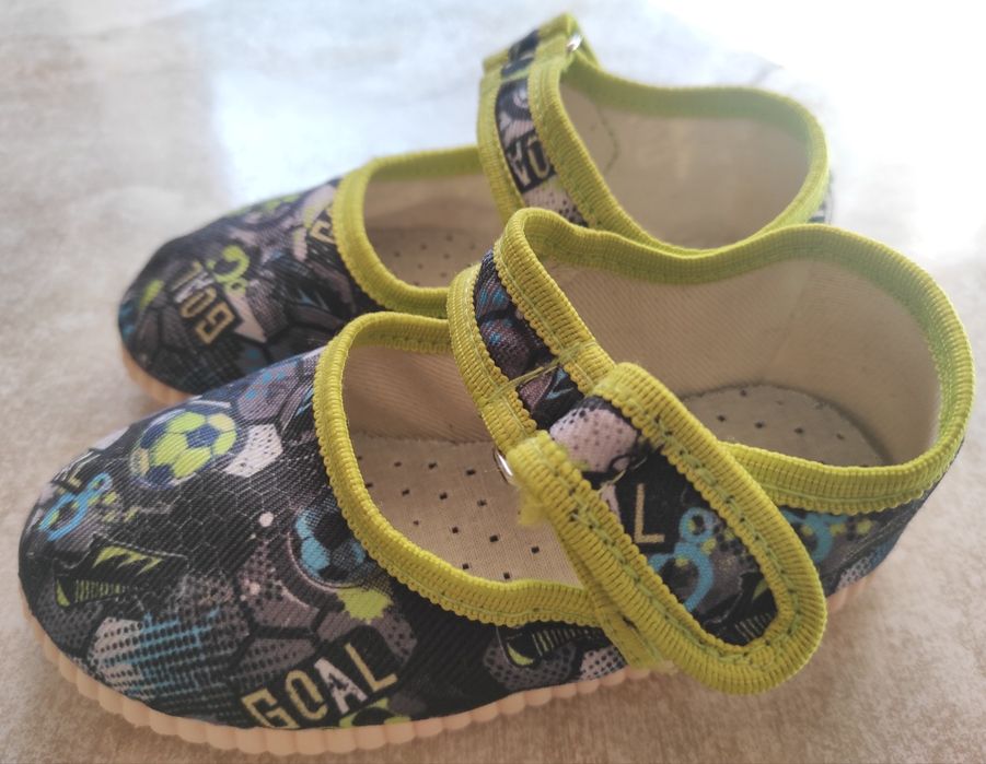 Капці / тапочки / тапки текстильні дитячі для садочка, дому, в садочок