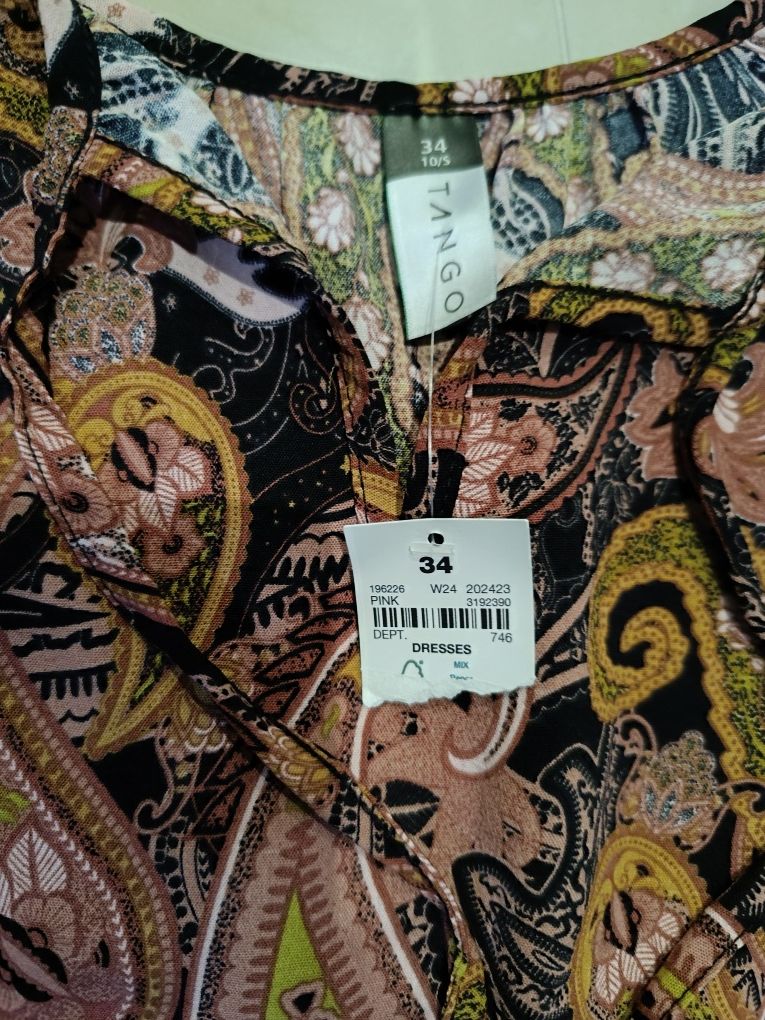 Vestido de inverno para mulher.