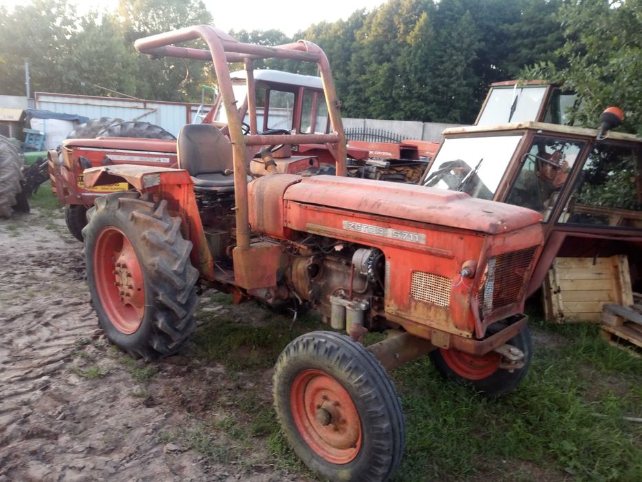 MTZ 82 z ładowaczem 4x4 Francja Zetor 4911 3 cylindry tur ładowacz