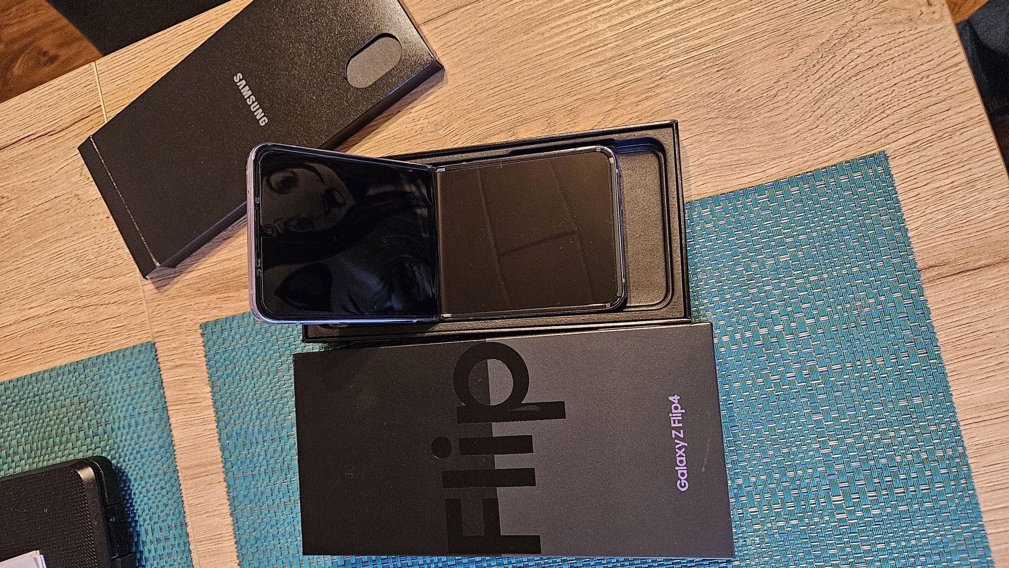 Samsung  Z flip4