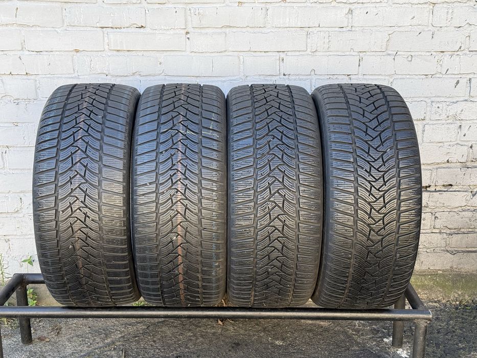 Топова шина‼️Dunlop WinterSport5 97V 235/45 r17 8мм 2023рік