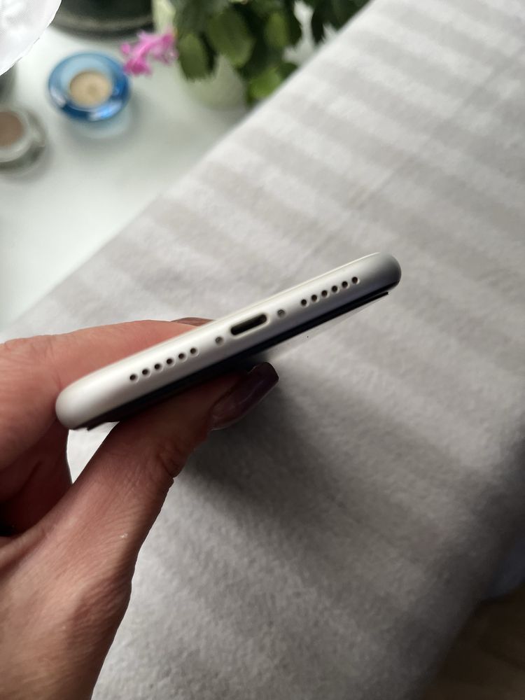 Iphone xr bialy stan bardzo