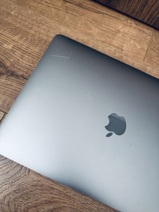 Apple MacBook Air 13” 2019 - Oferta da capa verde