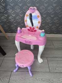 Іграшковий туалетний столик