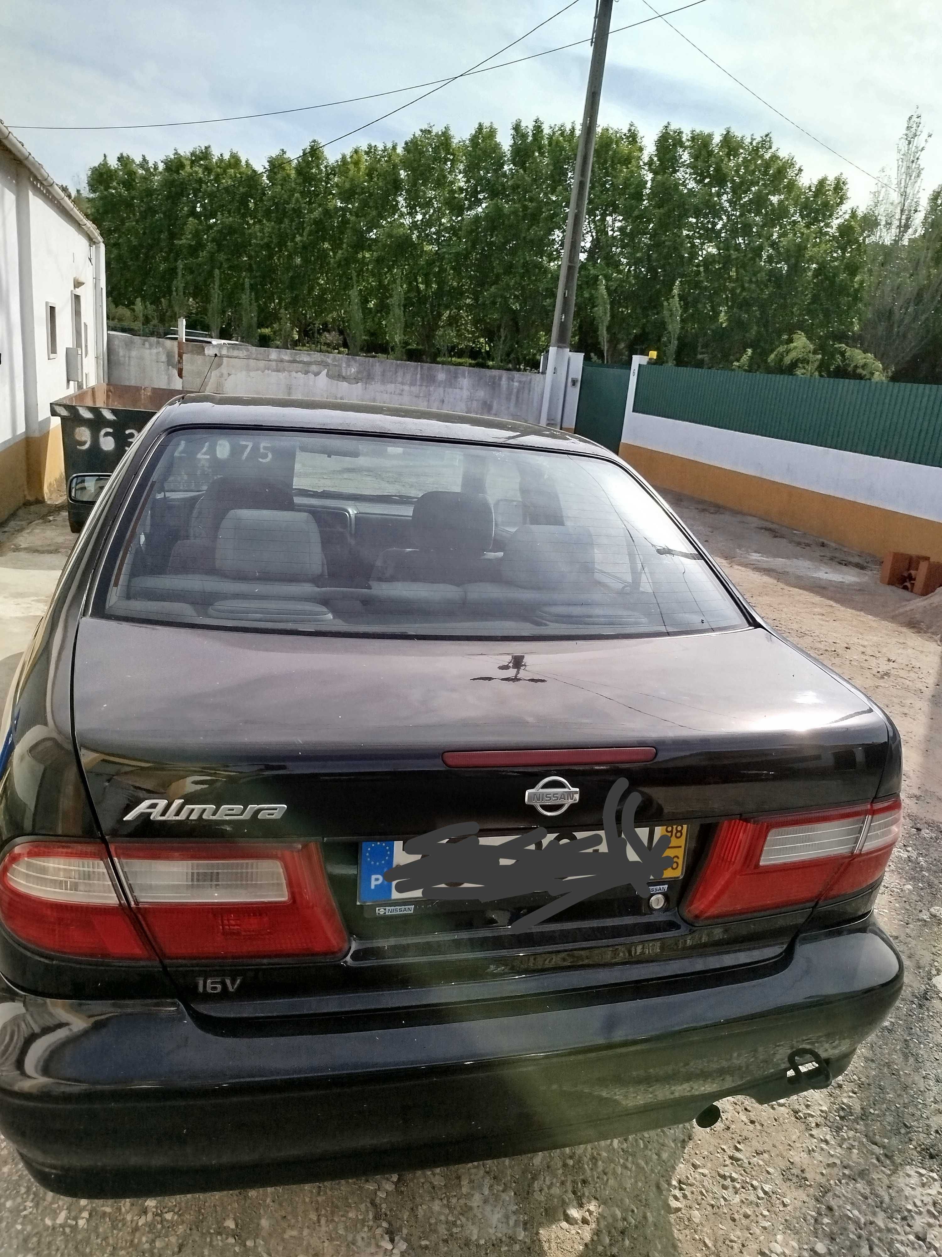 Nissan almera 98