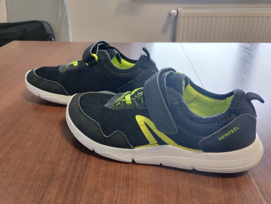 Buty sportowe chłopięce Newfeel rozmiar 38 wf gimnastyka z białą podes