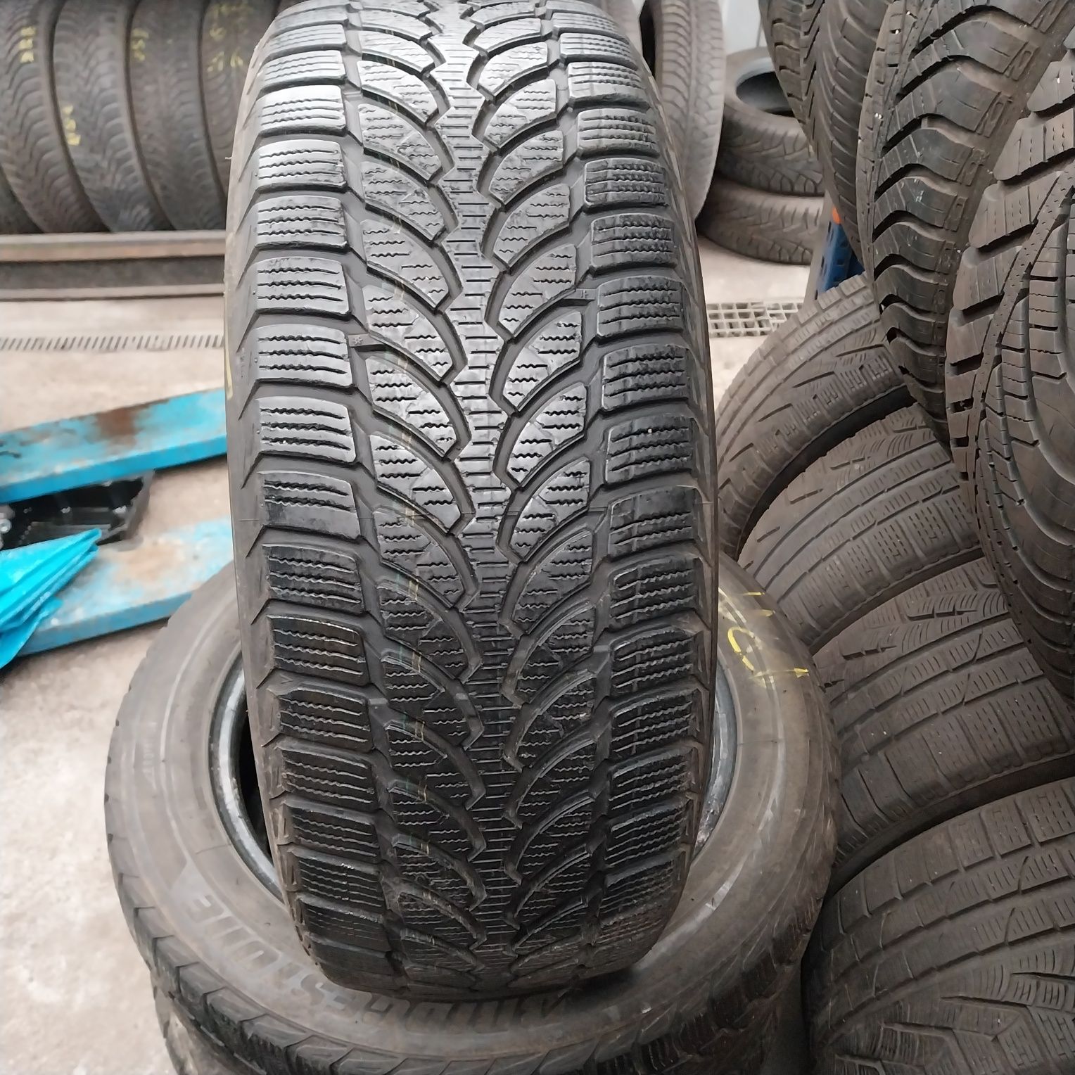 Opony Zimowe BRIDGESTONE 205/55R16 94H