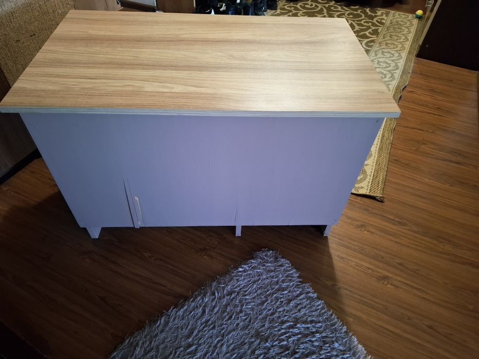 Письмовий дитячий стіл