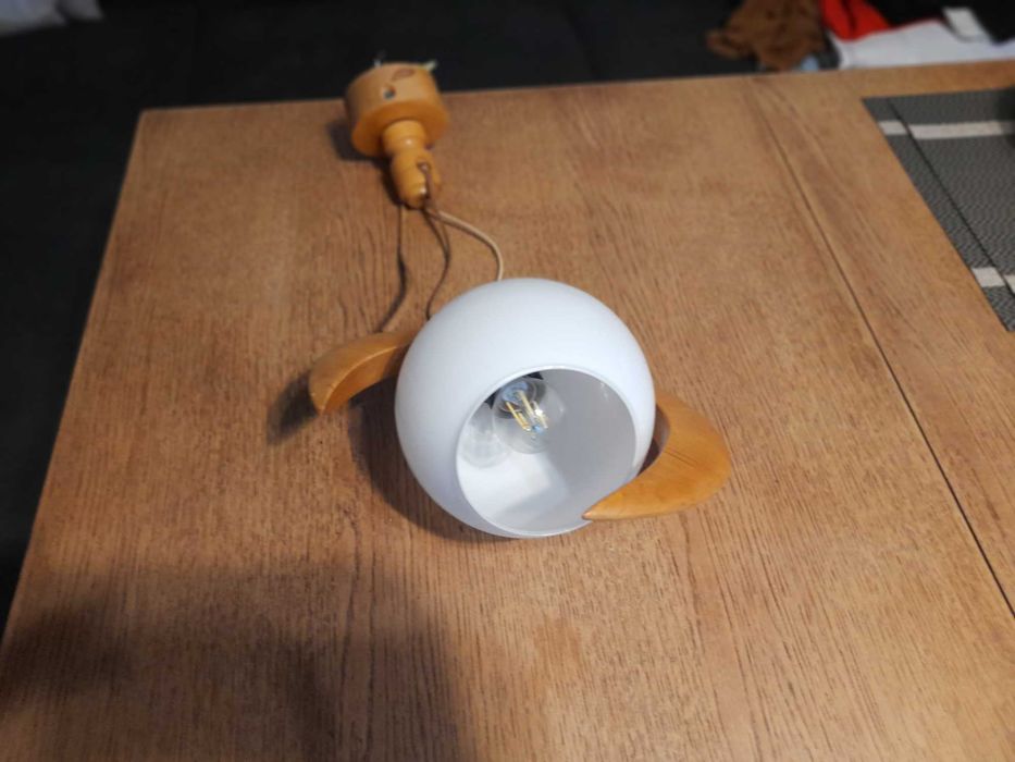 Lampy sufitowe Led złota i pozostałe 2 szt. zwykłe na żarówki E27.