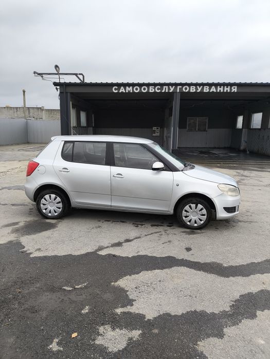 Шкода фабія 1.4 газ бензин