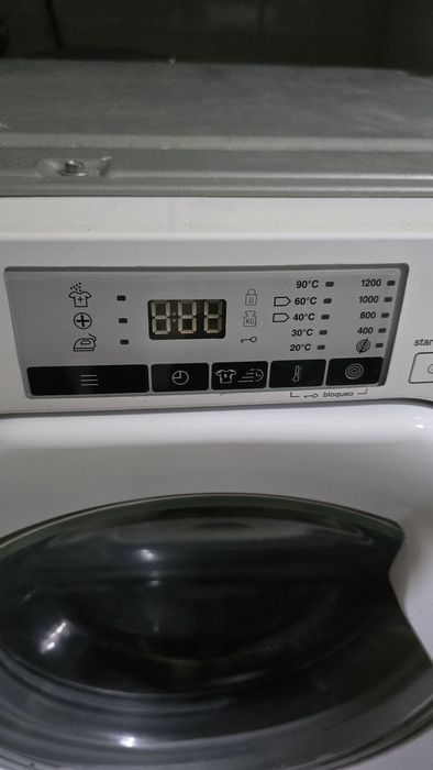 Maquina lavar roupa