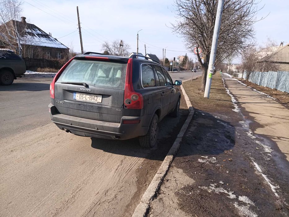 Volvo xc90 2.4 дизель  2005 года