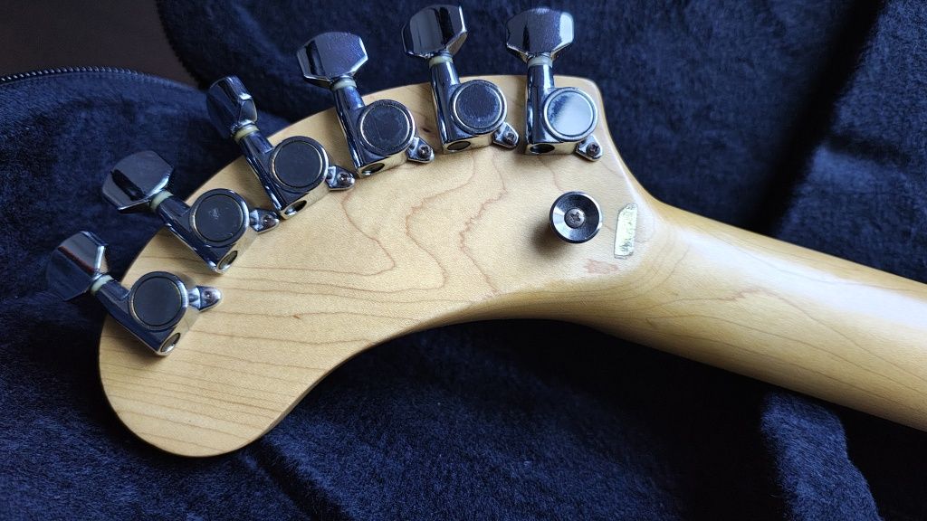Gitara elektryczna mini Fernandes