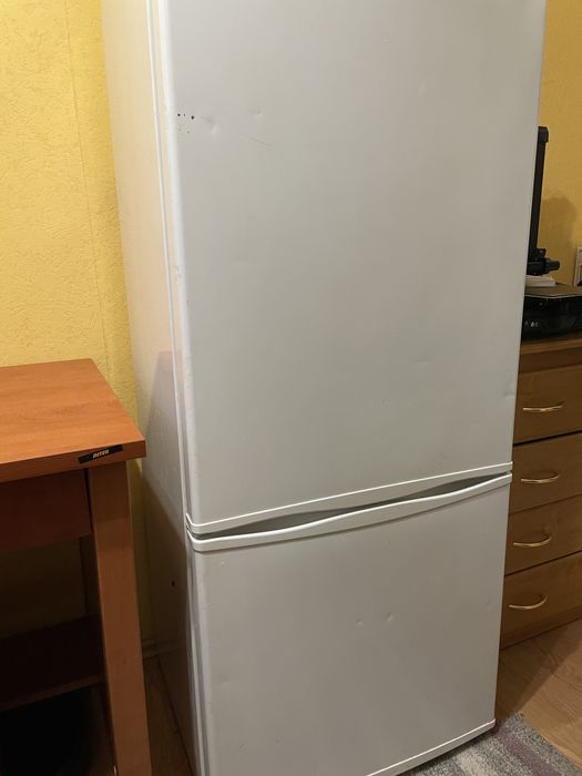 Lodówka Amika 160cm