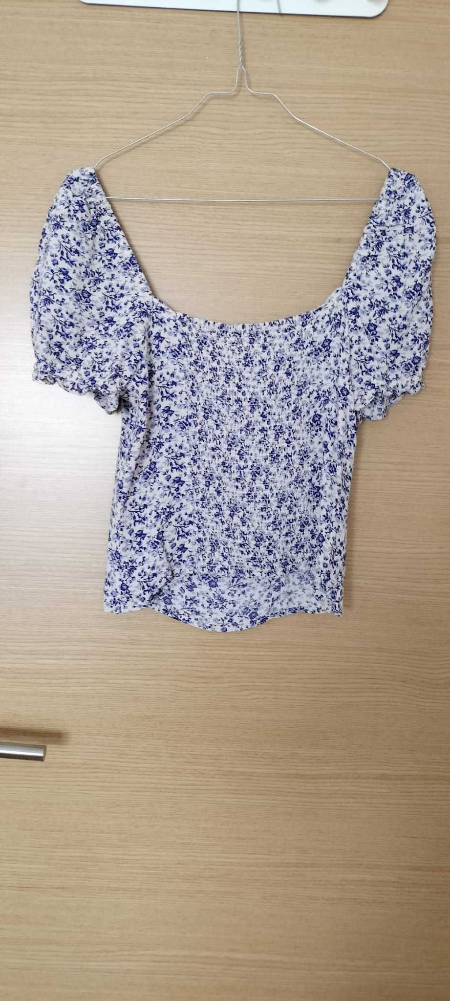 Blusa curta mangas tufadas H&M