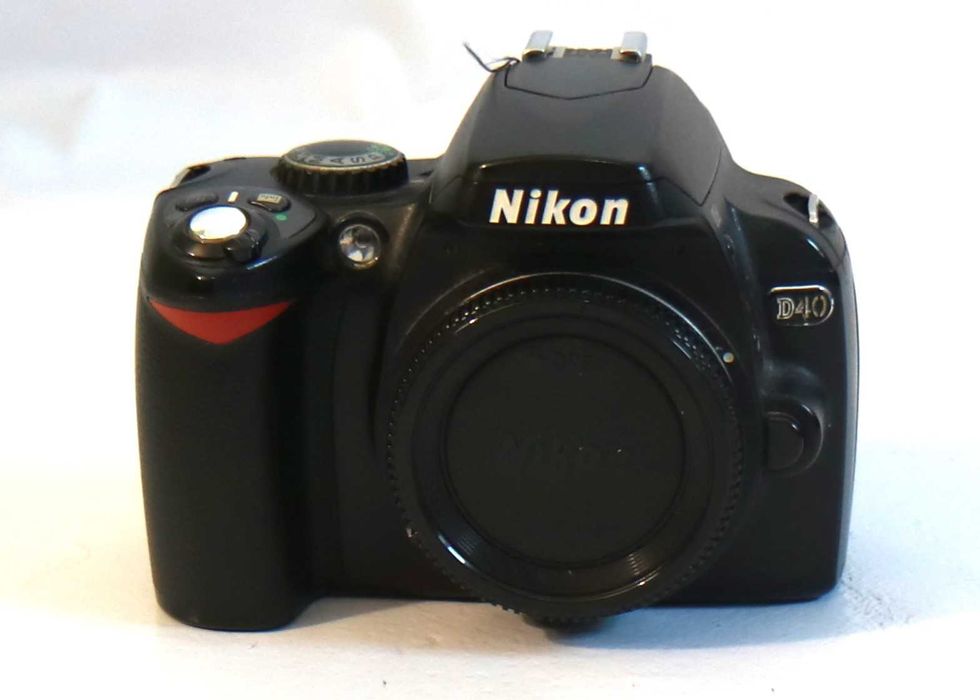 Nikon D40 (LER DESCRIÇÃO) só máquina sem lente