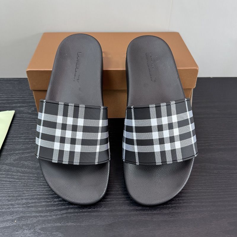 Тапочки барбері/Burberry slippers