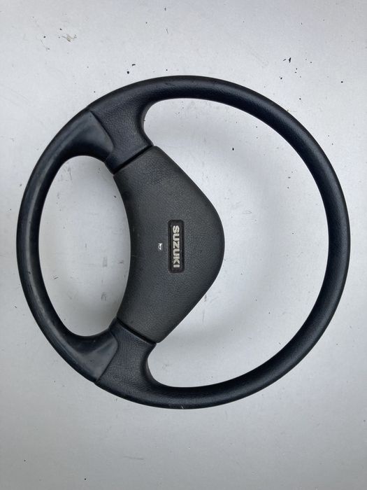 Suzuki samurai kierownica