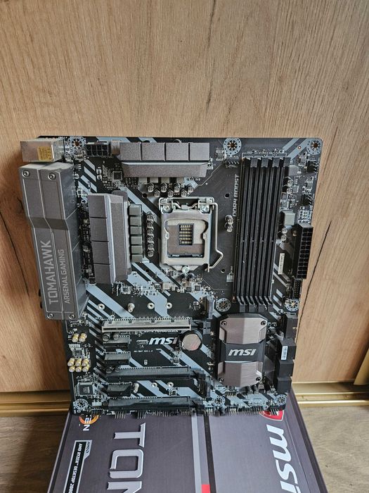 MSI Z370 TOMAHAWK Socket 1151 /  Intel Core 8 + 9 generacja / DDR4