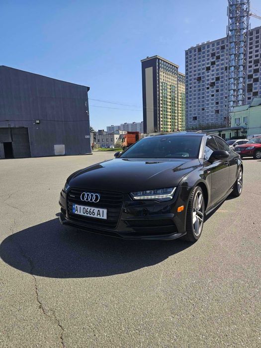 Продається авто Ауді А7 2015 року.