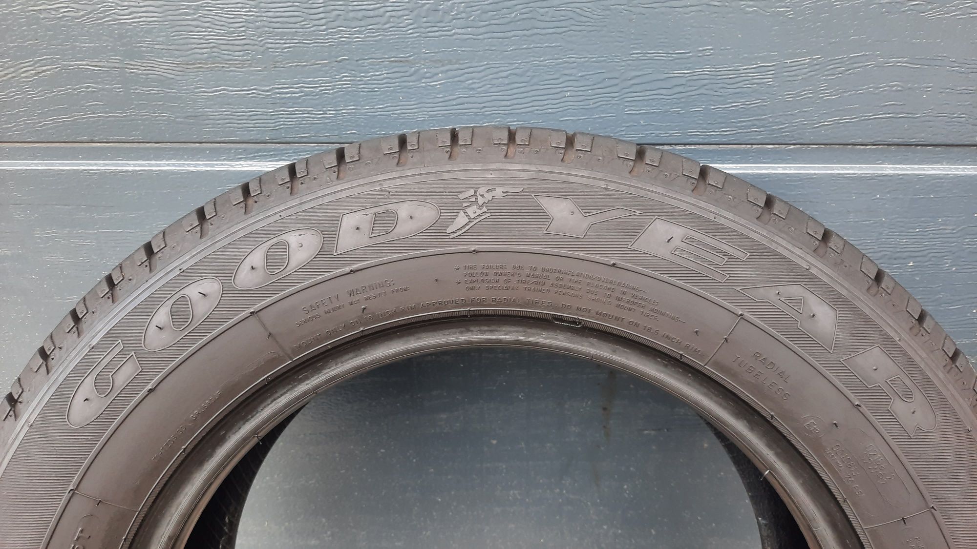 Goodyear 205/65 R16 C Cargo Vector